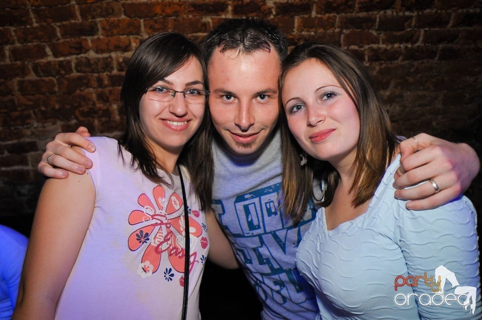 Student Party @ Escape, 