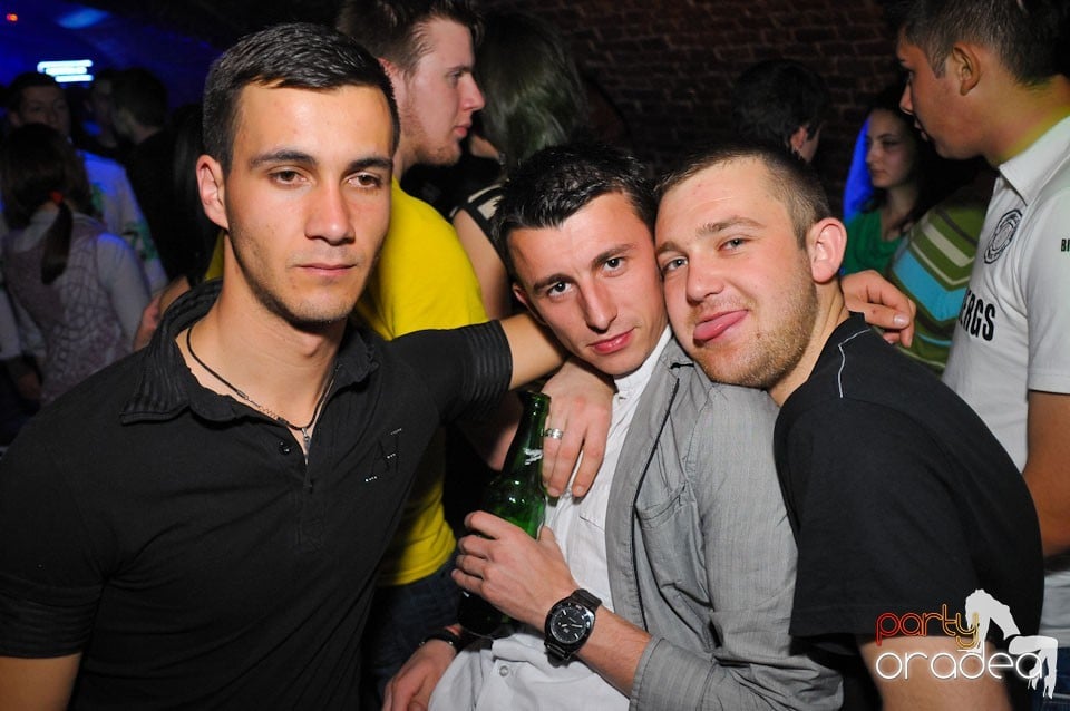 Student Party @ Escape,