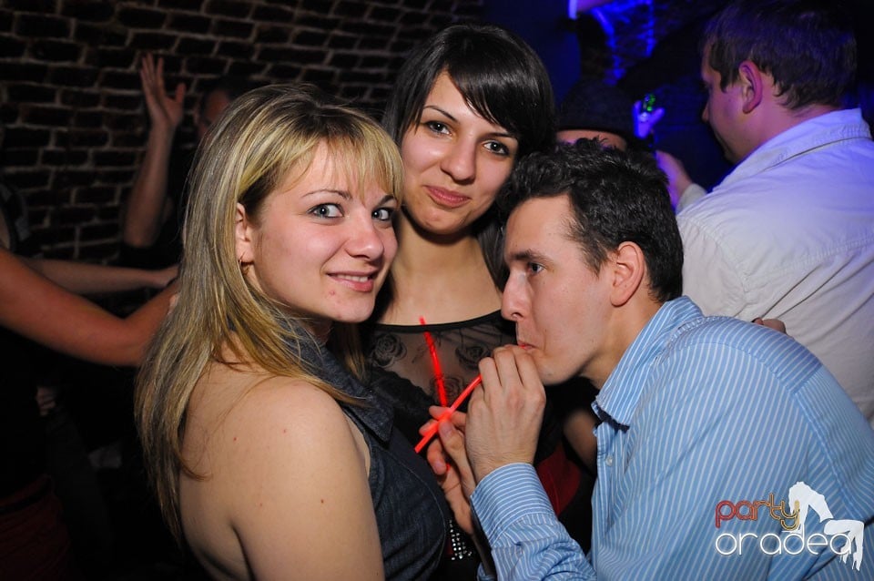 Student Party @ Escape,
