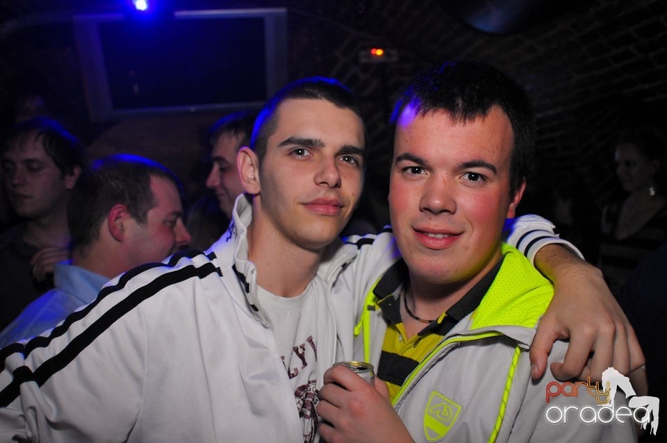 Student Party @ Escape,