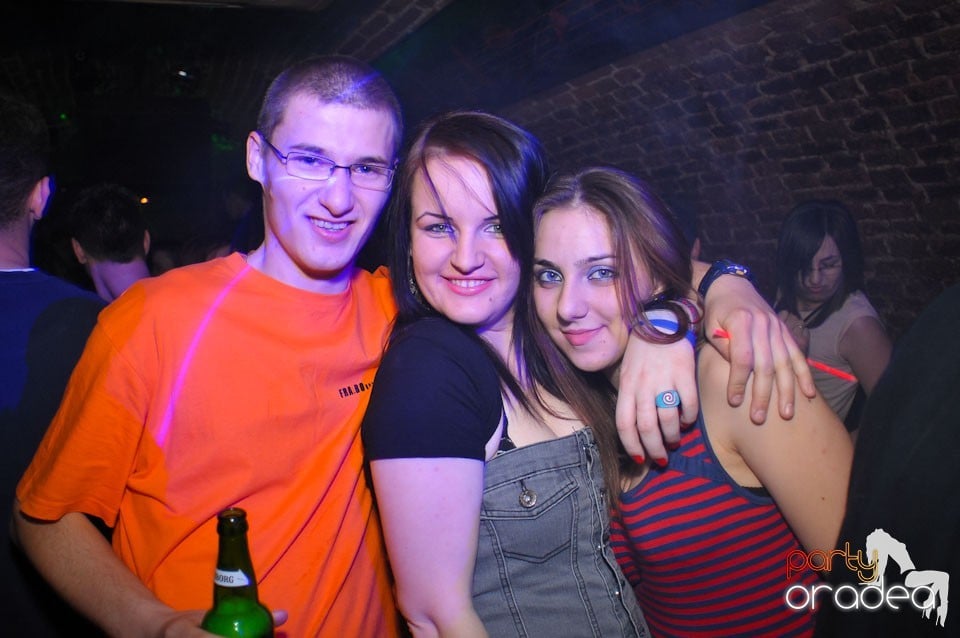 Student Party @ Escape, 