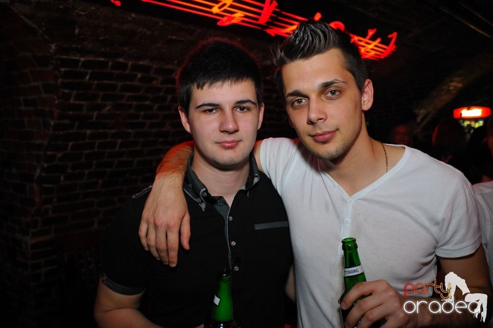 Student Party @ Escape,