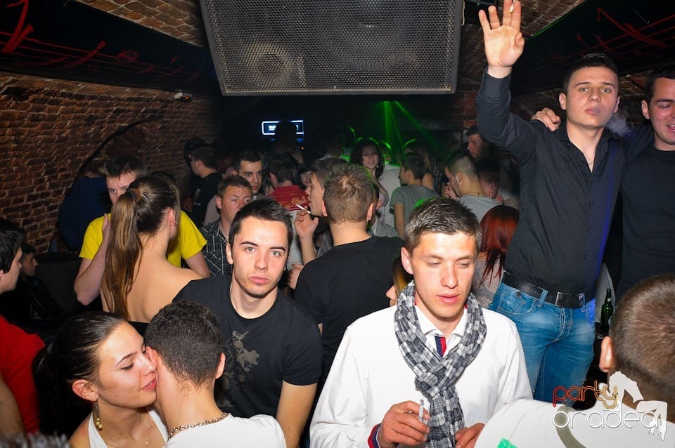 Student Party @ Escape,