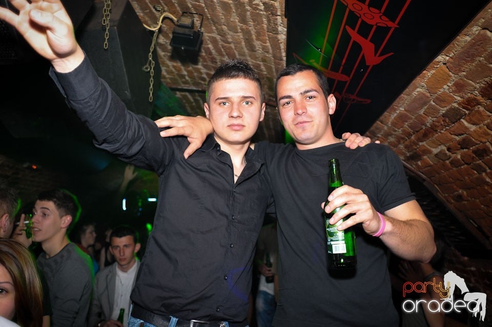Student Party @ Escape,