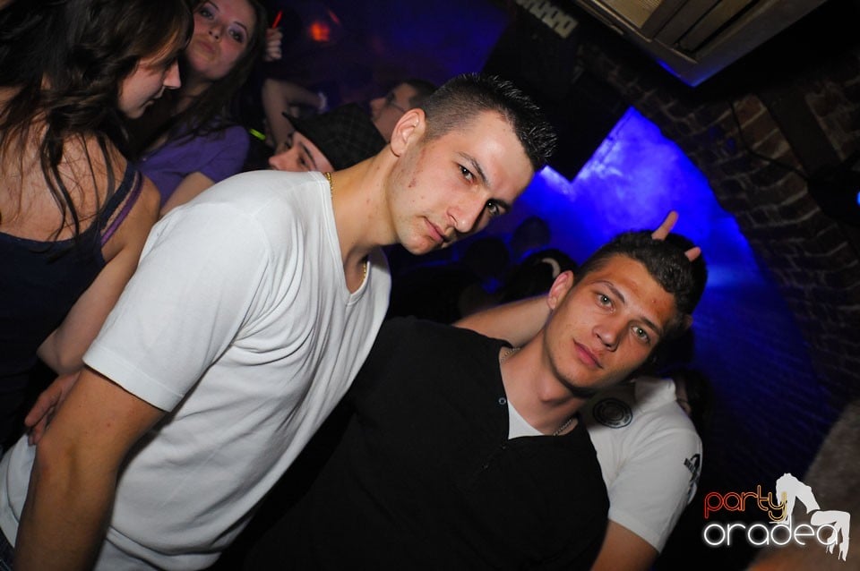 Student Party @ Escape,