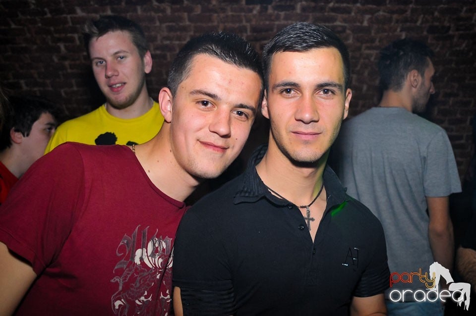 Student Party @ Escape,