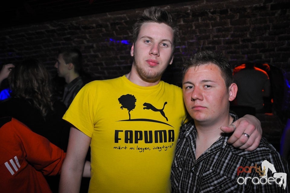 Student Party @ Escape,