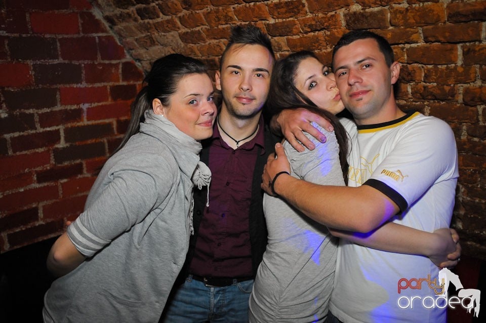 Student Party @ Escape,