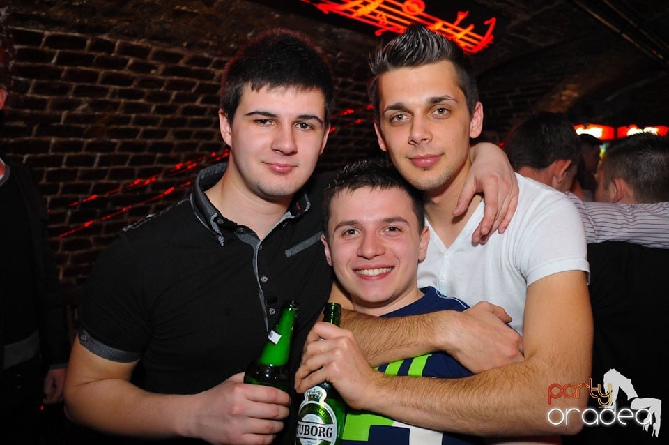 Student Party @ Escape,