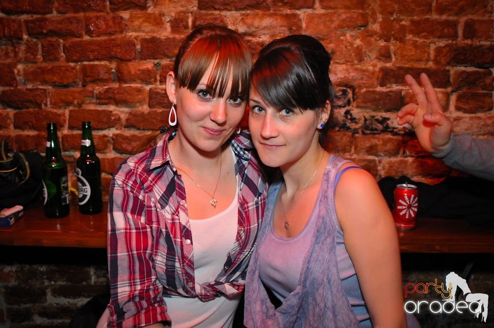 Student Party @ Escape,