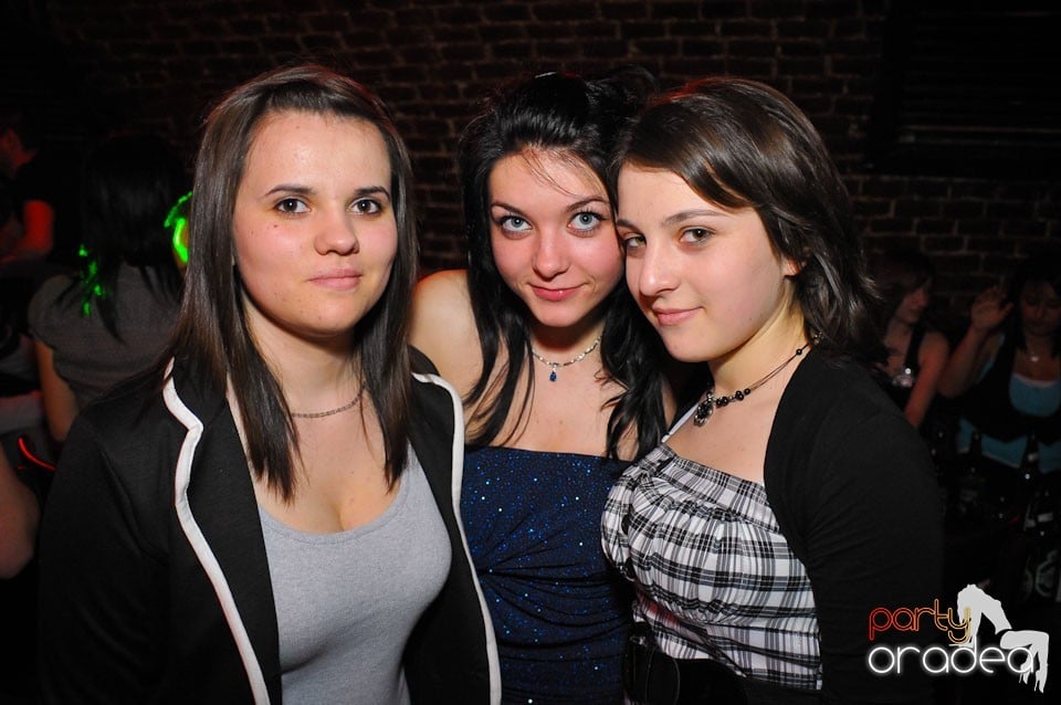 Student Party @ Escape, 