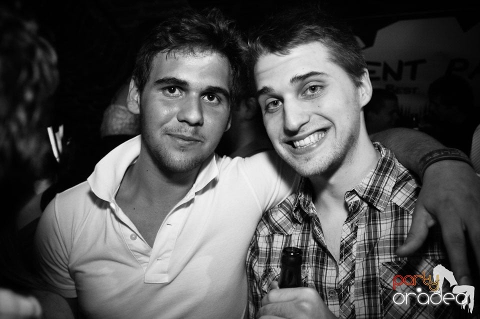 Student Party @ Escape,