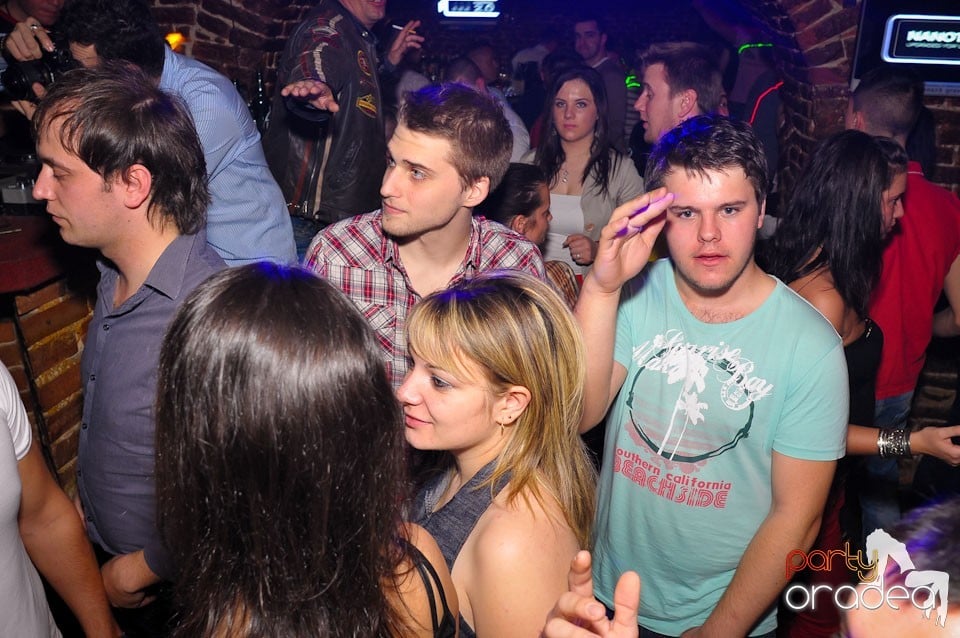 Student Party @ Escape,