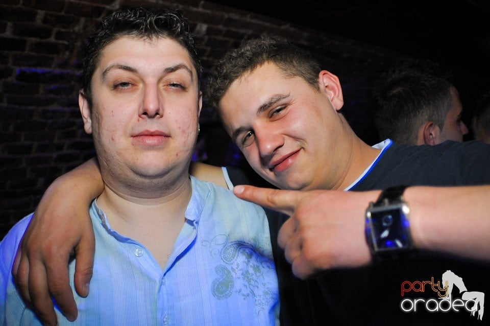 Student Party @ Escape,