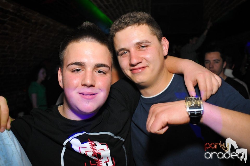Student Party @ Escape,