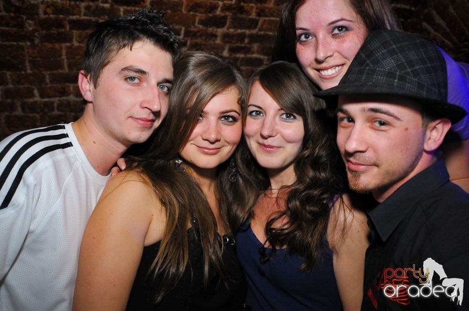 Student Party @ Escape, 