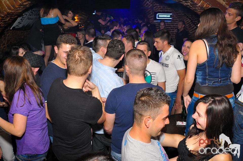 Student Party @ Escape,