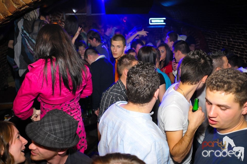Student Party @ Escape,