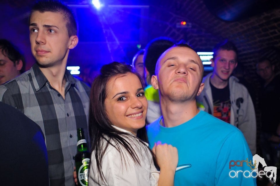 Student Party @ Escape,