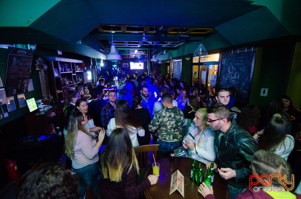Student Party @ Green Pub, Green Pub