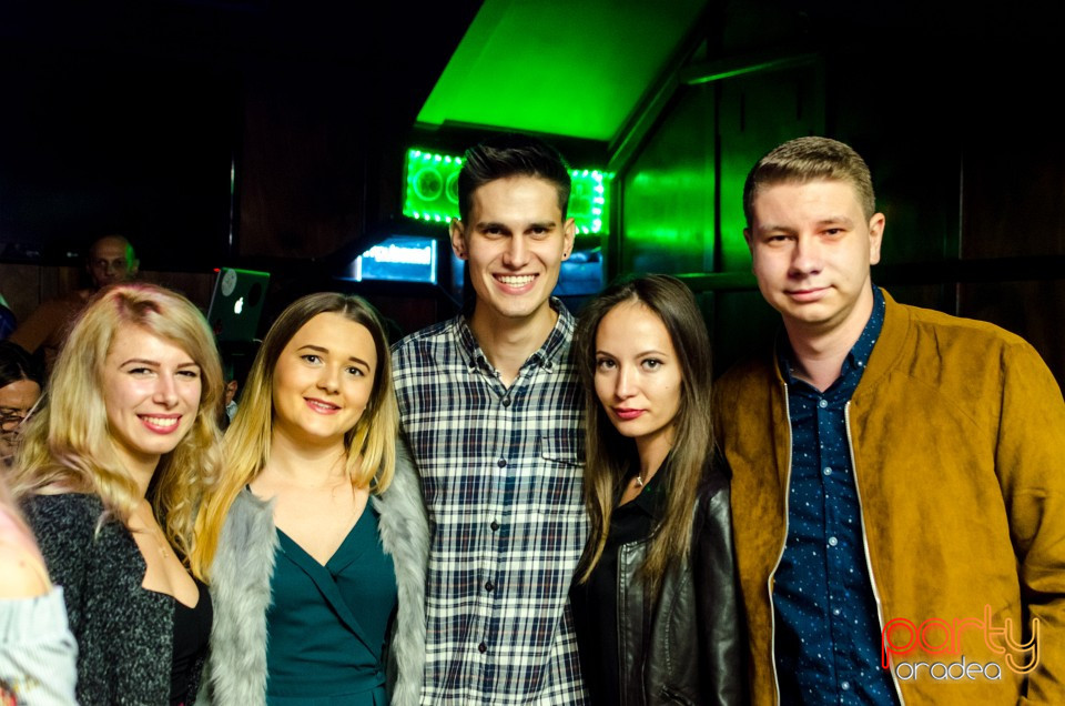 Student Party @ Green, Green Pub