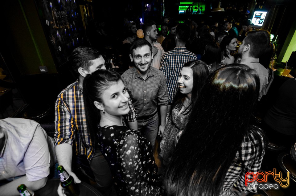 Student Party @ Green, Green Pub