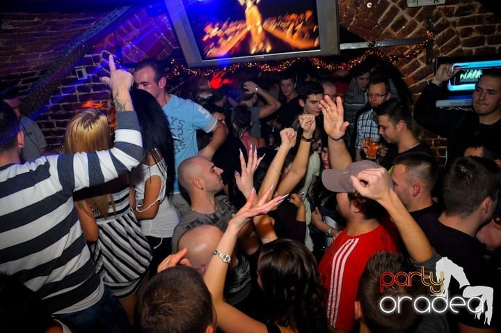 Student Party în Club Escape, 