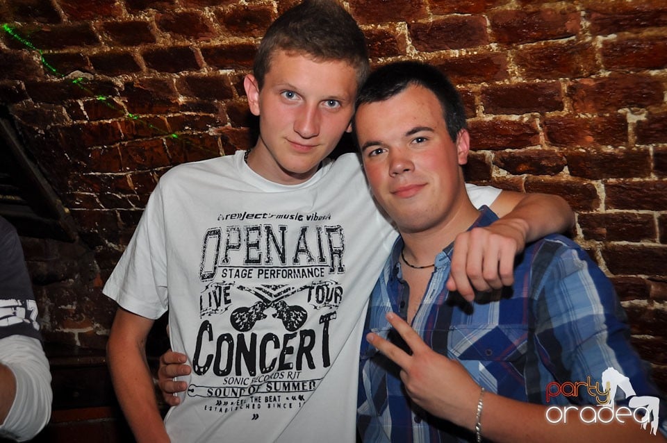 Student Party în Club Escape, 