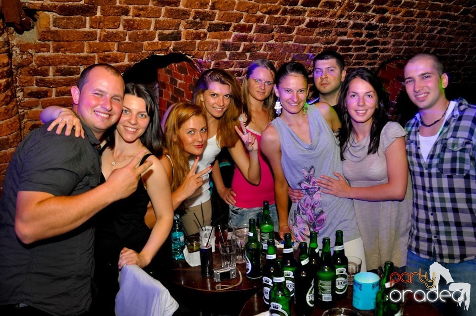 Student Party în Club Escape, 