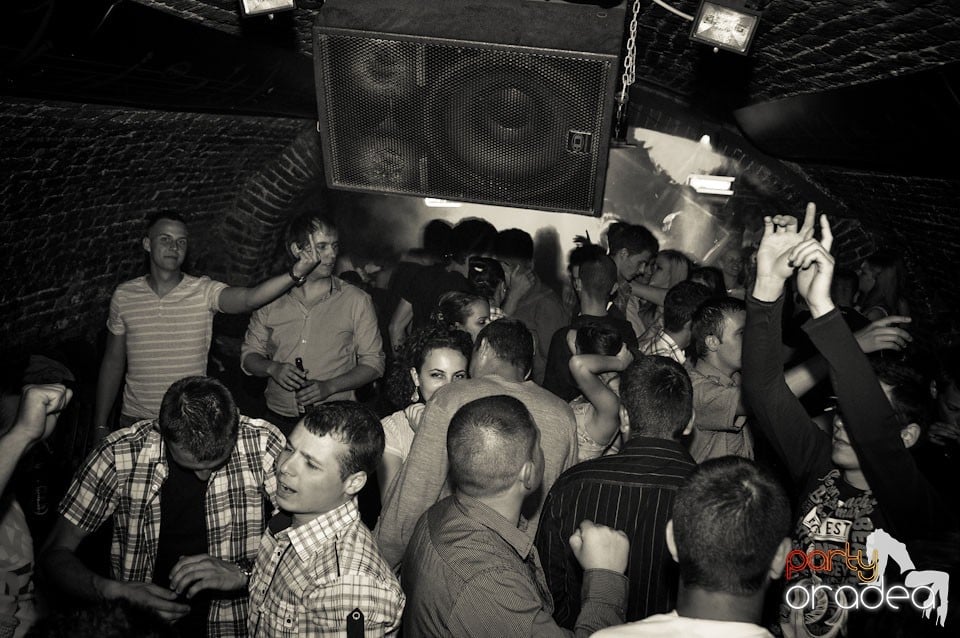 Student Party în Club Escape, 