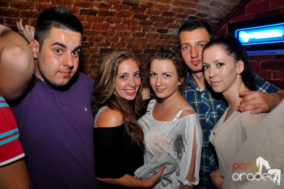 Student Party în Club Escape, 