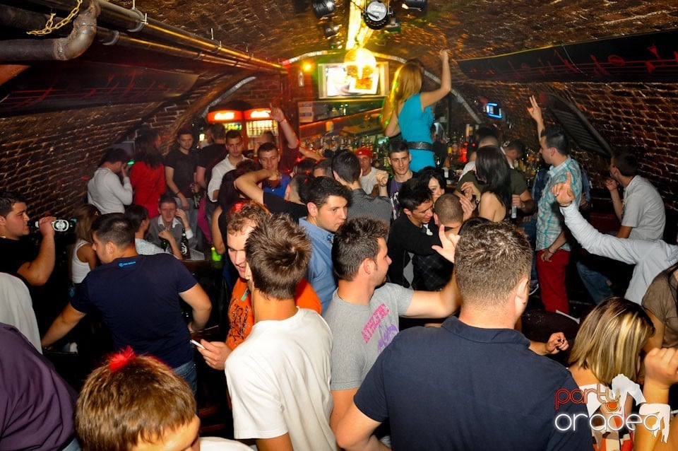 Student Party în Club Escape, 