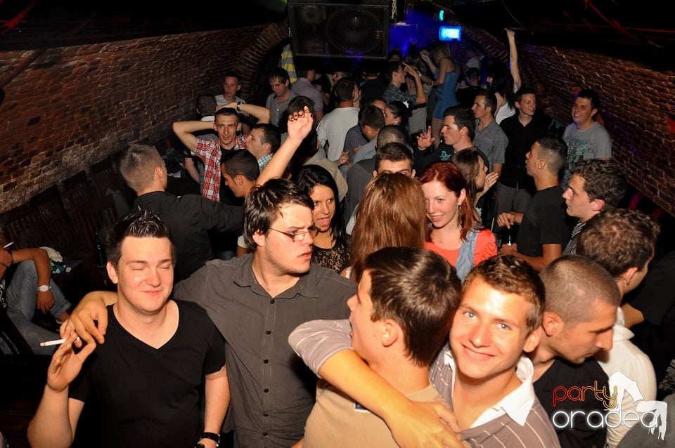 Student Party în Club Escape, 