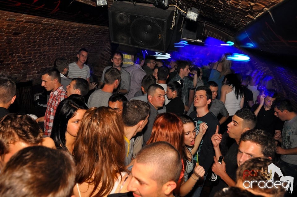 Student Party în Club Escape, 