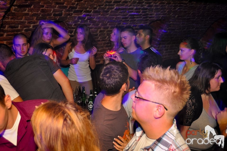 Student Party în Club Escape, 