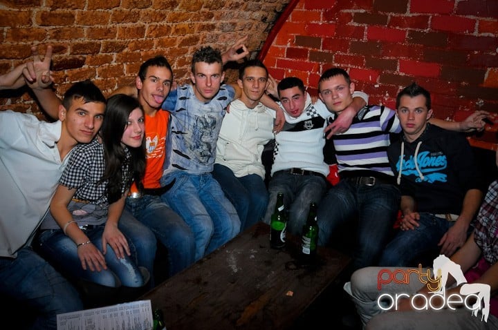 Student Party în Club Escape, 