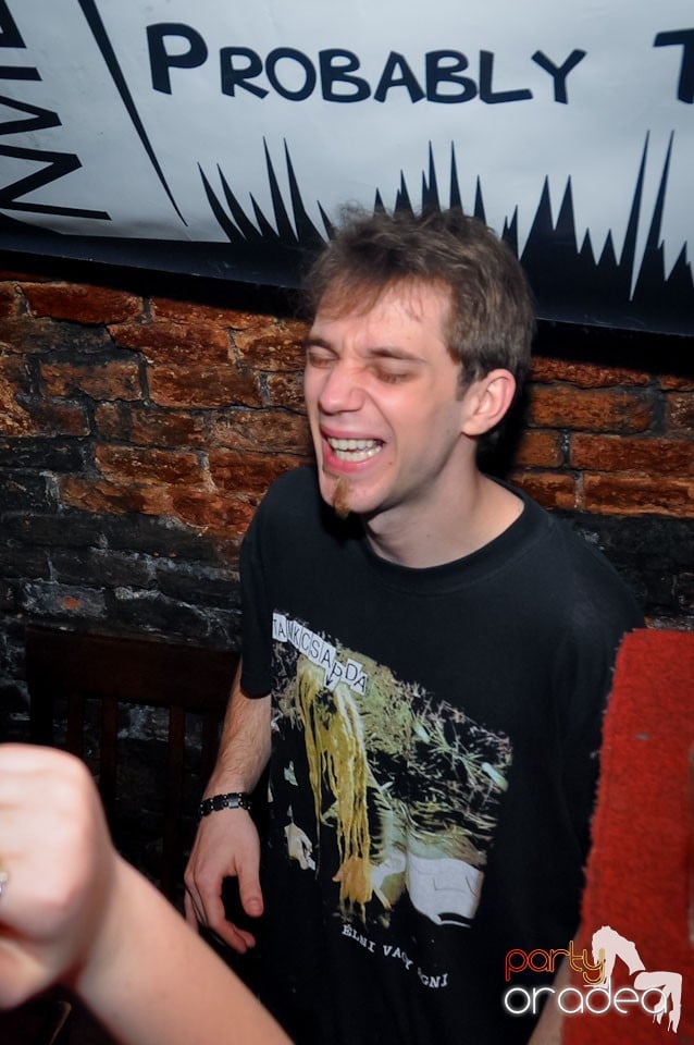 Student Party în Escape Club, 