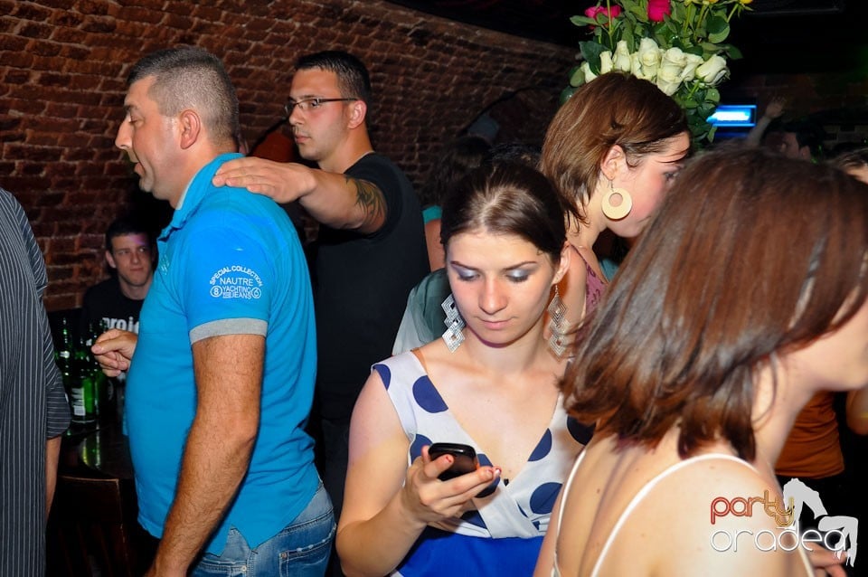 Student Party în Escape Club, 
