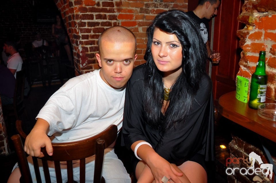 Student Party în Escape Club, 