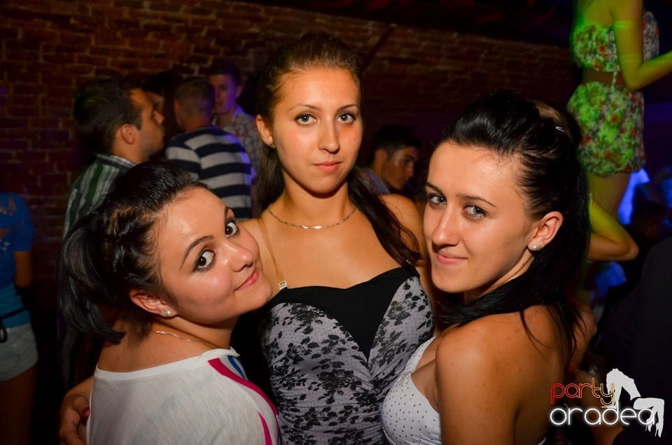 Student Party în Escape, 