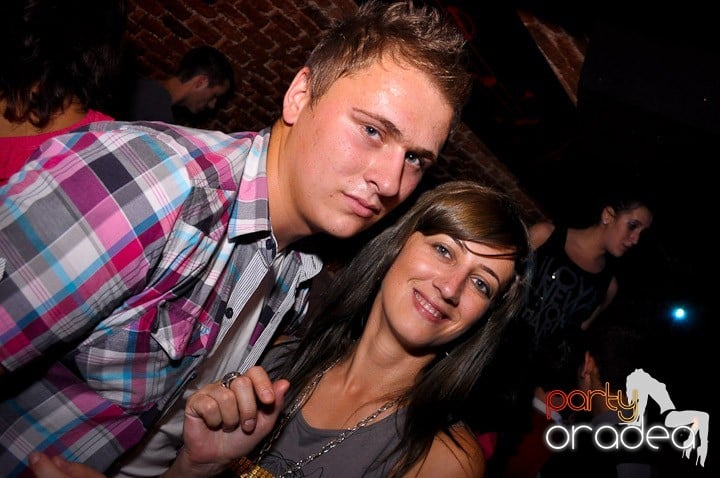 Student Party în Escape, 