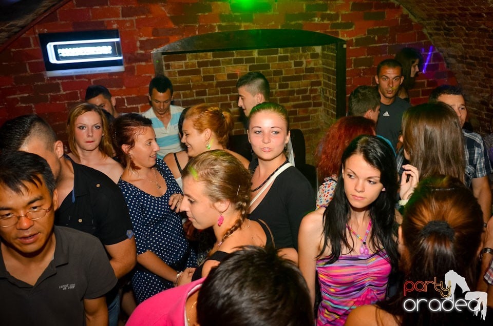 Student Party în Escape, 