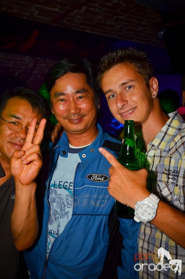 Student Party în Escape, 