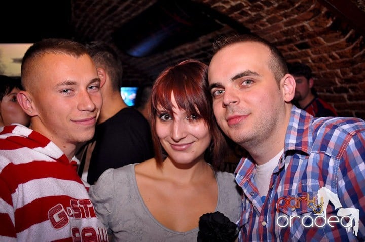 Student Party în Escape, 