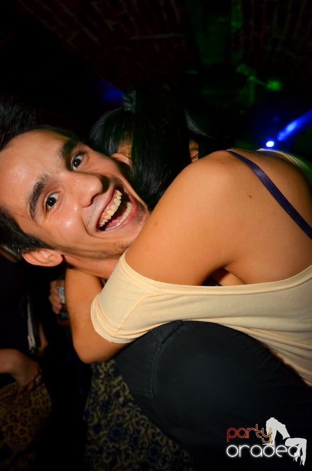 Student Party în Escape, 