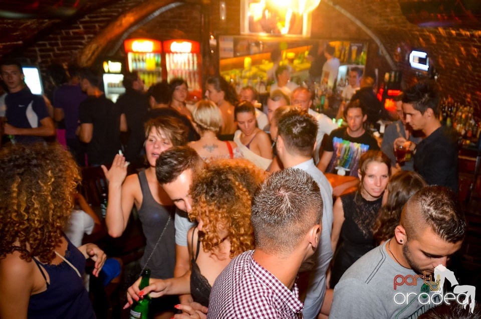 Student Party în Escape, 