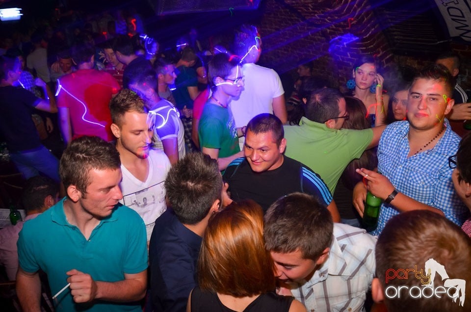 Student Party în Escape, 