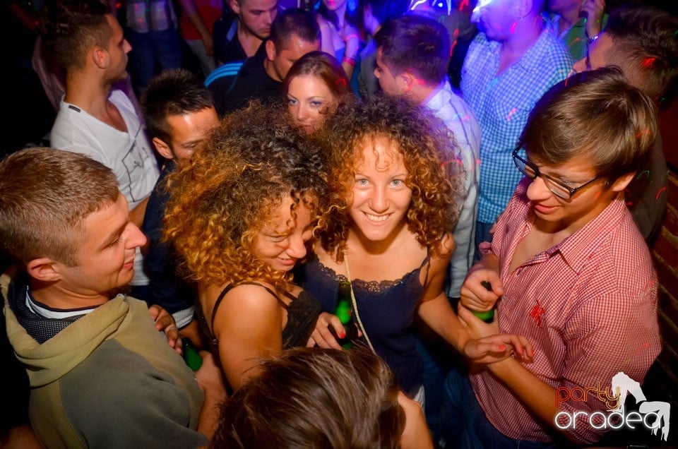 Student Party în Escape, 