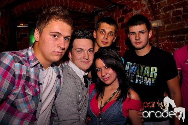 Student Party în Escape, 