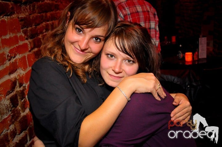 Student Party în Escape, 